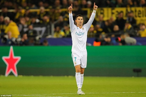 Ronaldo noi gi sau khi giup Real lam nen lich su hinh anh