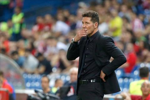 HLV Simeone nói lời cay đắng với PSG