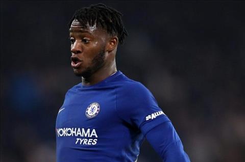 Conte quyet tam buc tu tien dao Michy Batshuayi hinh anh