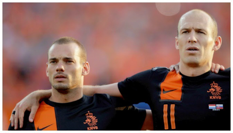 Robben - Sneijder: Manh ho Ha Lan va nhung ke bo di tai thanh Madrid 2