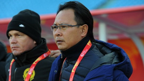HLV Ong Kim Swee ne phuc thanh tich cua U23 Viet Nam.