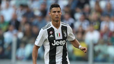 Huyền thoại M.U là người giúp Ronaldo trở thành số 1
