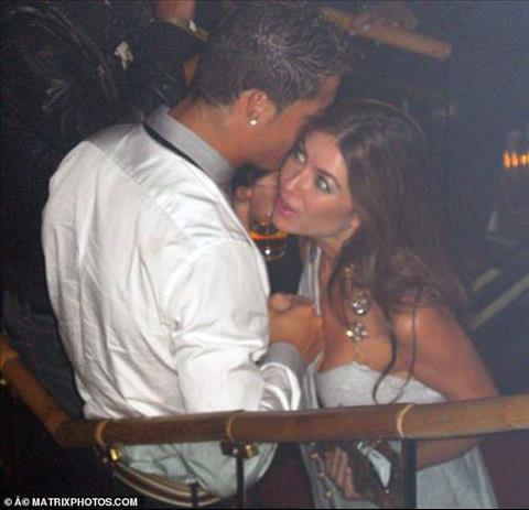 Ronaldo va Kathryn Mayorga trong dem dinh menh 13//6/2009.