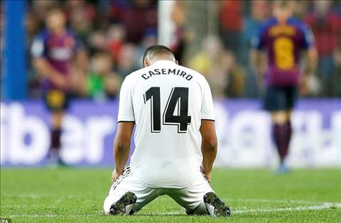 Casemiro chỉ ra lý do Real thất bại trước Valencia