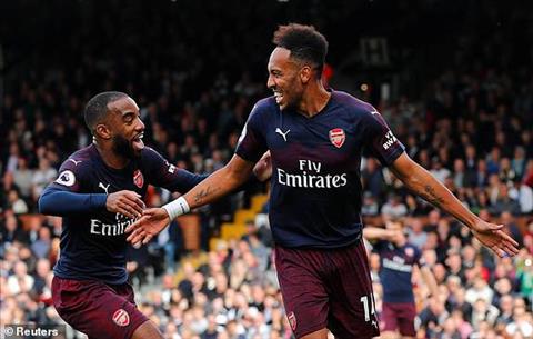 Dư âm Fulham 1-5 Arsenal: Lacazette + Aubameyang = 3 điểm