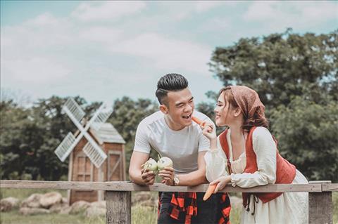 Tiền vệ Ngô Hoàng Thịnh sẽ cưới vợ sau AFF Cup 2018