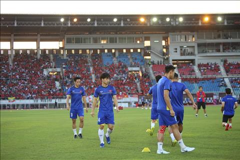 TRỰC TIẾP Myanmar 0-0 Việt Nam (H2) Văn Đức sút trúng cột dọc, Quang Hải bỏ lỡ cơ hội hình ảnh 3