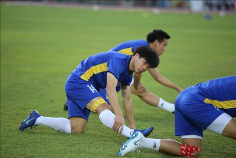 TRỰC TIẾP Myanmar 0-0 Việt Nam (H2) Văn Đức sút trúng cột dọc, Quang Hải bỏ lỡ cơ hội hình ảnh 3