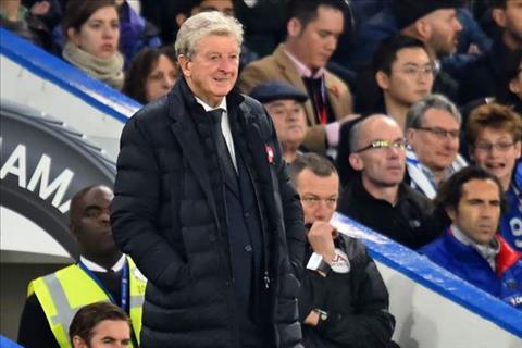 HLV Roy Hodgson khong phuc sau tran thua Chelsea