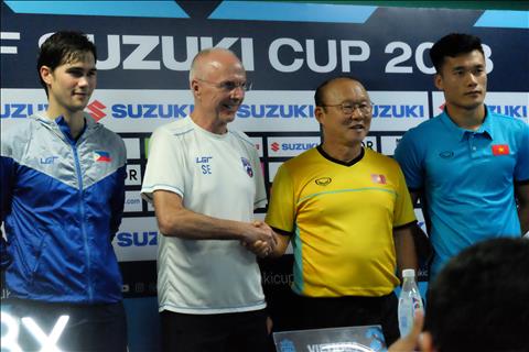 Eriksson chờ tập xong để bắt tay với HLV Park Hang Seo