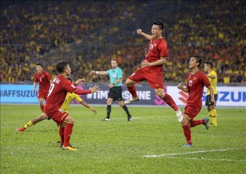 Huy Hùng chia sẻ trước trận lượt về gặp Malaysia