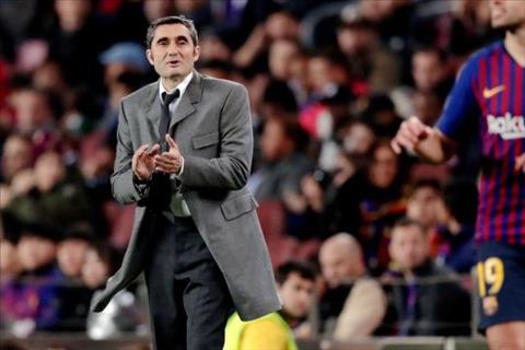 HLV Valverde tiet lo ke hoach mua sam cua Barca vao thang 1