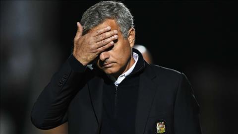 Huddersfield và Crystal Palace muốn gây sốc với Mourinho hình ảnh 2