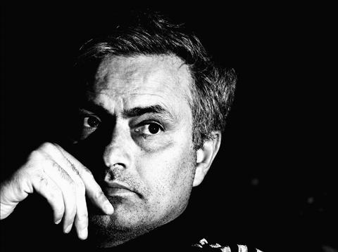 Man Utd sa thải Mourinho: Khi cả thời đại bóng đá cũng sa thải “người lạc hậu”