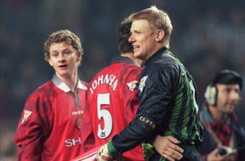 Huyền thoại tự tiến cử vào vị trí M.U đang thèm khát