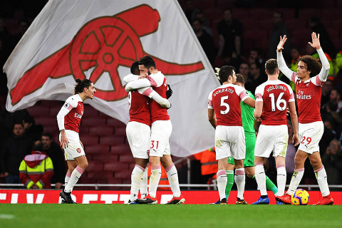 Arsenal va Unai Emery: Mau hong trong sac do