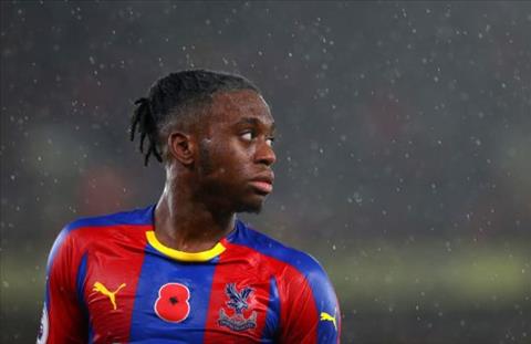 HLV Roy Hodgson nói về tương lai Wan-Bissaka hình ảnh