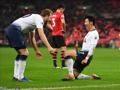 Spurs day Southampton chim sau vao khung hoang