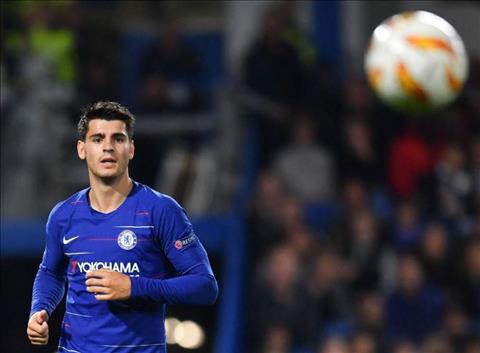 Morata tung ra 2 cu dut diem khong trung dich