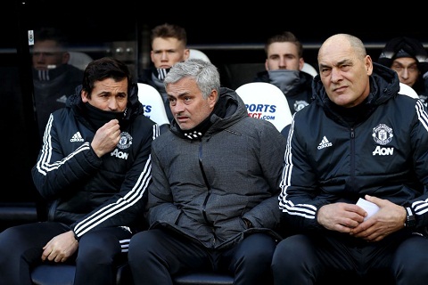 Thua Newcastle, Mourinho phát ngán với hàng phòng ngự Man Utd
