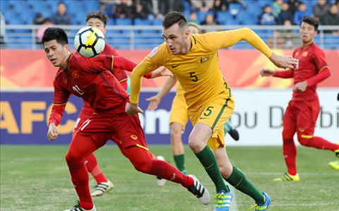 Trung vệ U23 Việt Nam lên tiếng về việc gia nhập CLB Hà Nội