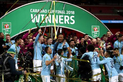 Man City nhận tin dữ của Fernandinho sau chức vô địch cúp Liên đoàn