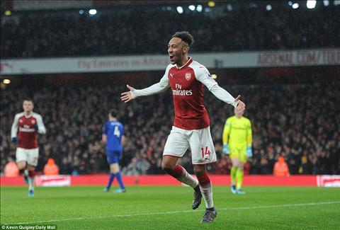 Aubameyang nói gì sau màn ra mắt ấn tượng?