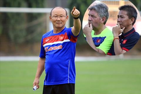 HLV Park Hang Seo thành công nhờ trao đổi với HLV Hoàng Anh Tuấn