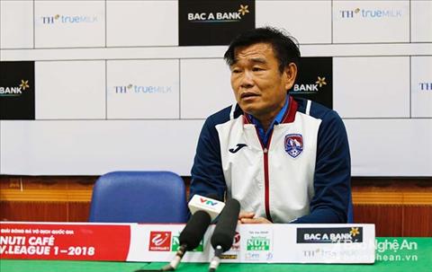 HLV Quảng Ninh phàn nàn về án phạt của VFF