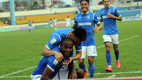 Quảng Ninh 3-0 Quảng Nam: Nhà vô địch thua tan nát ở Cẩm Phả