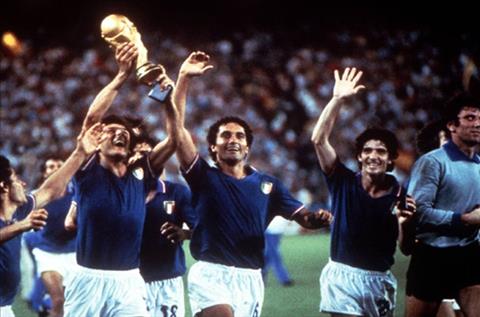 DT Italia vo dich WC 1982