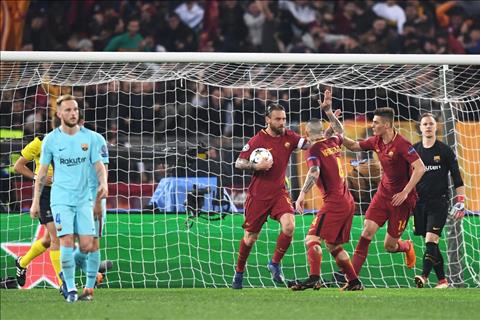 Gặp lại Liverpool, HLV Barca lôi thảm họa ra dọa học trò