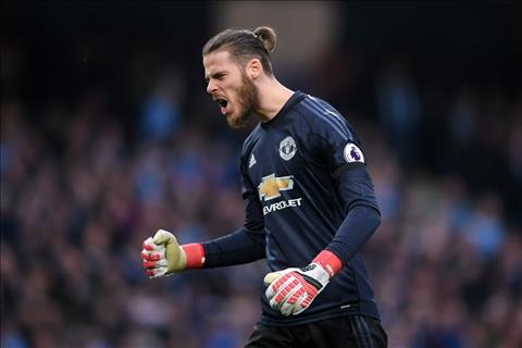 Real dung Isco de thuyet phuc MU ban David de Gea hinh anh