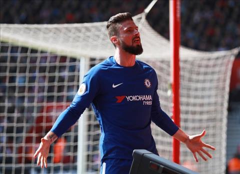 Giroud tiet lo nguyen nhan giup Chelsea nguoc dong Southampton hinh anh