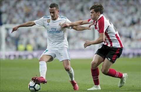 Real Madrid vs Athletic Bilbao Vazquez di bong