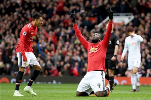 Juan Mata dành lời khen đặc biệt cho Lukaku