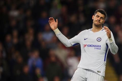 Morata xin loi sau tran gap Burnley hinh anh