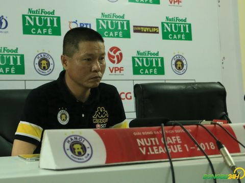 HLV Chu Đình Nghiêm không hài lòng dù có 3 điểm trước HAGL