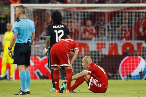 Robben chan thuong trong tran thua Real Madrid