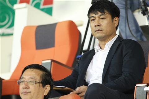 CLB TP.HCM quyết kiện trọng tài vụ rút thẻ đỏ cho Phi Sơn