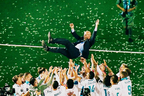 Ma luc dang so cua Zinedine Zidane