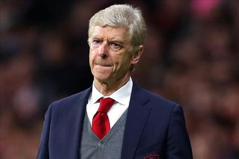 Arsene Wenger cho rang Arsenal bi loai boi Atletico Madrid may man hon.