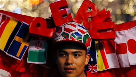 CĐV Peru tại World Cup 2018 Ngồi xe lăn, bán xe hơi để theo ĐT hình ảnh