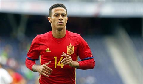 Bayern sẵn sàng để Thiago sang Liverpool