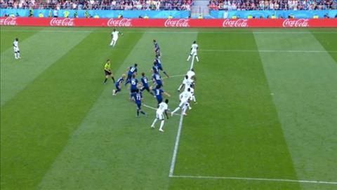 CĐV thích thú với màn bẫy việt vị nửa đội hình Senegal của người Nhật