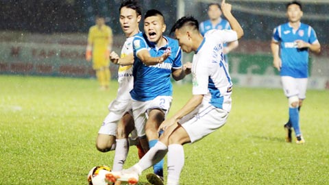 HAGL 4-0 Quảng Ninh (KT): Siêu phẩm sút phạt của Công Phượng và cú đúp của Văn Toàn