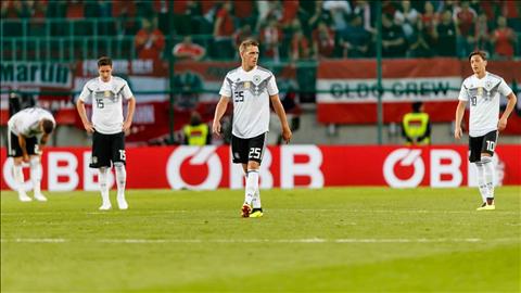 HLV Joachim phát biểu sau trận Áo 2-1 Đức hình ảnh