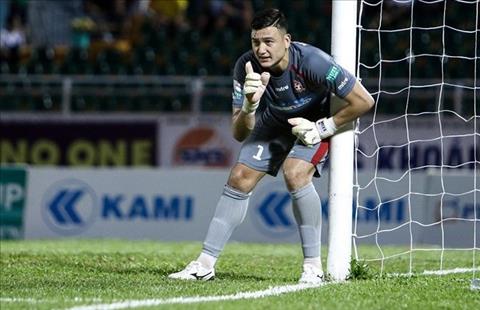 Bị cầm chân, HLV Quảng Nam hết lời khen ngợi tài năng của Đặng Văn Lâm