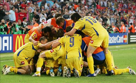 Thụy Sỹ vs Ukraine Trận đấu tẻ nhạt nhất lịch sử World Cup hình ảnh