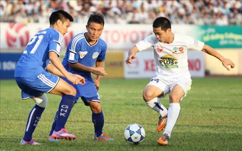 Quảng Nam 2-2 HAGL (KT): Dẫn trước 2 bàn, đội bóng phố Núi vẫn chỉ có 1 điểm tại Tam Kỳ